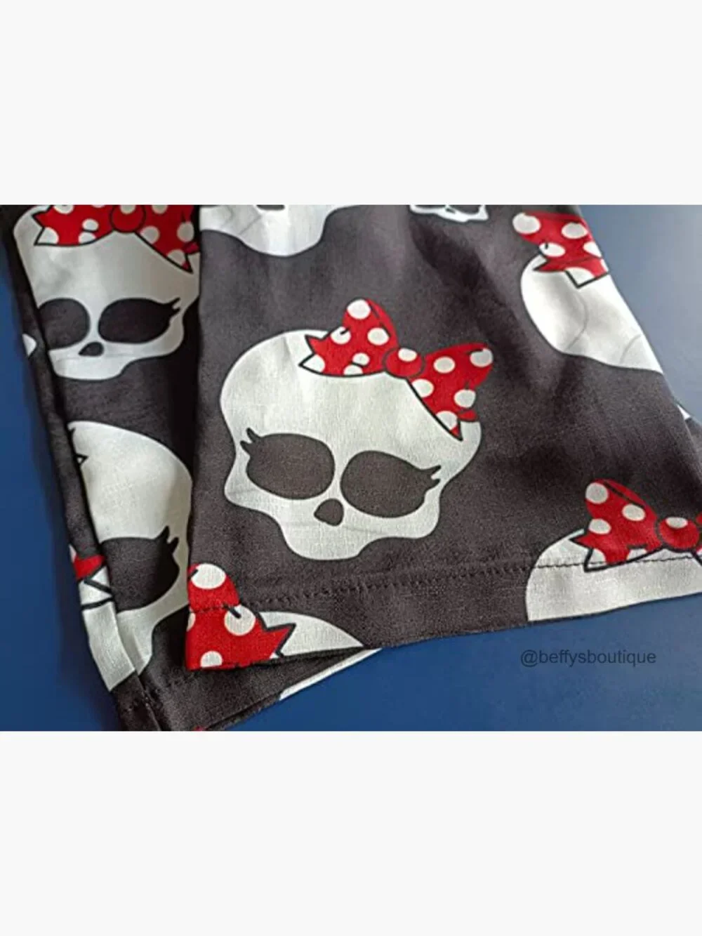 Loose Skull Printed Overalls Jumpsuit with Pockets - Picture 2 of 4